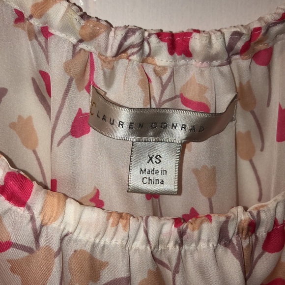 LC Lauren Conrad Ruffled Tank - Picture 6 of 8